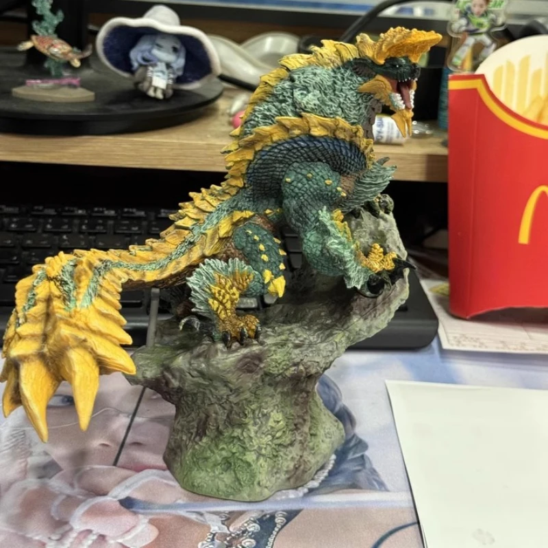 

17cm Monster Hunter World Cfb Zinogre Figure Toys Pvc Statue Desktop Model Ornaments Collection Home Decoration Christmas Gifts
