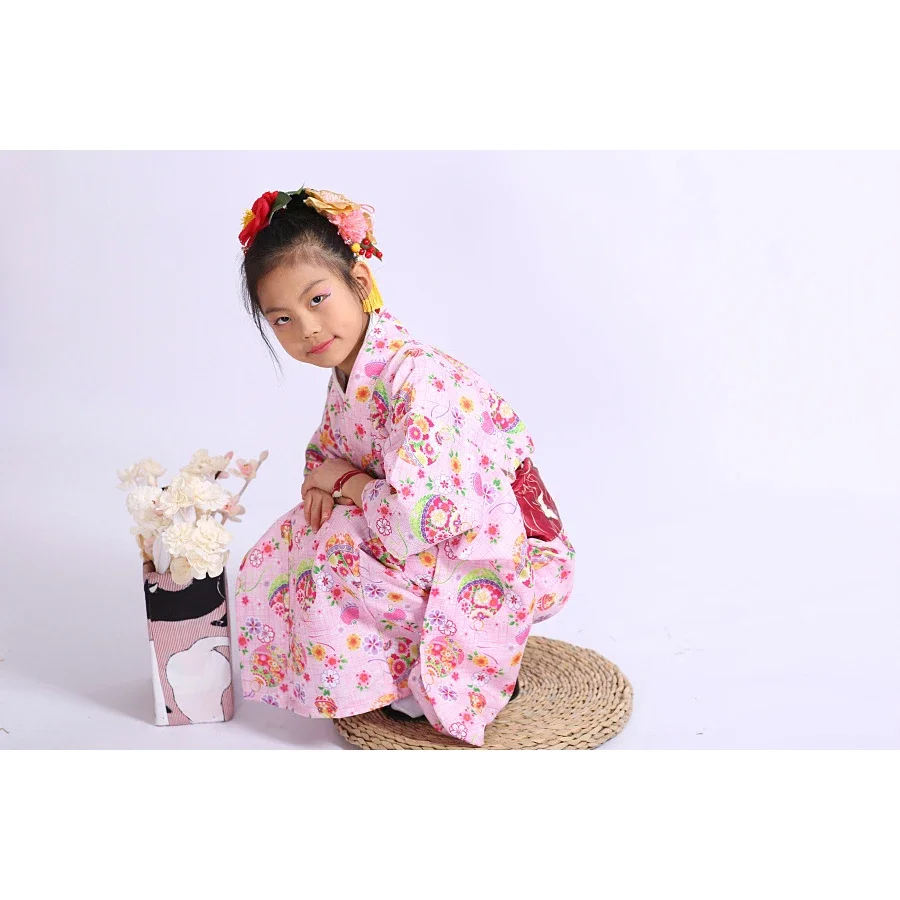 Traditional Japanese Kimono With Belt For Girls Spring Vintgae Formal Vibrant Large Sleeve Flower Cosplay Japanese Clothes 2022