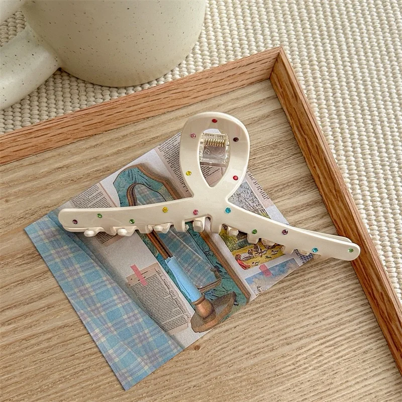 إكسسوارات شعر بمشبك ماسي بلون كريمي للنساء #5