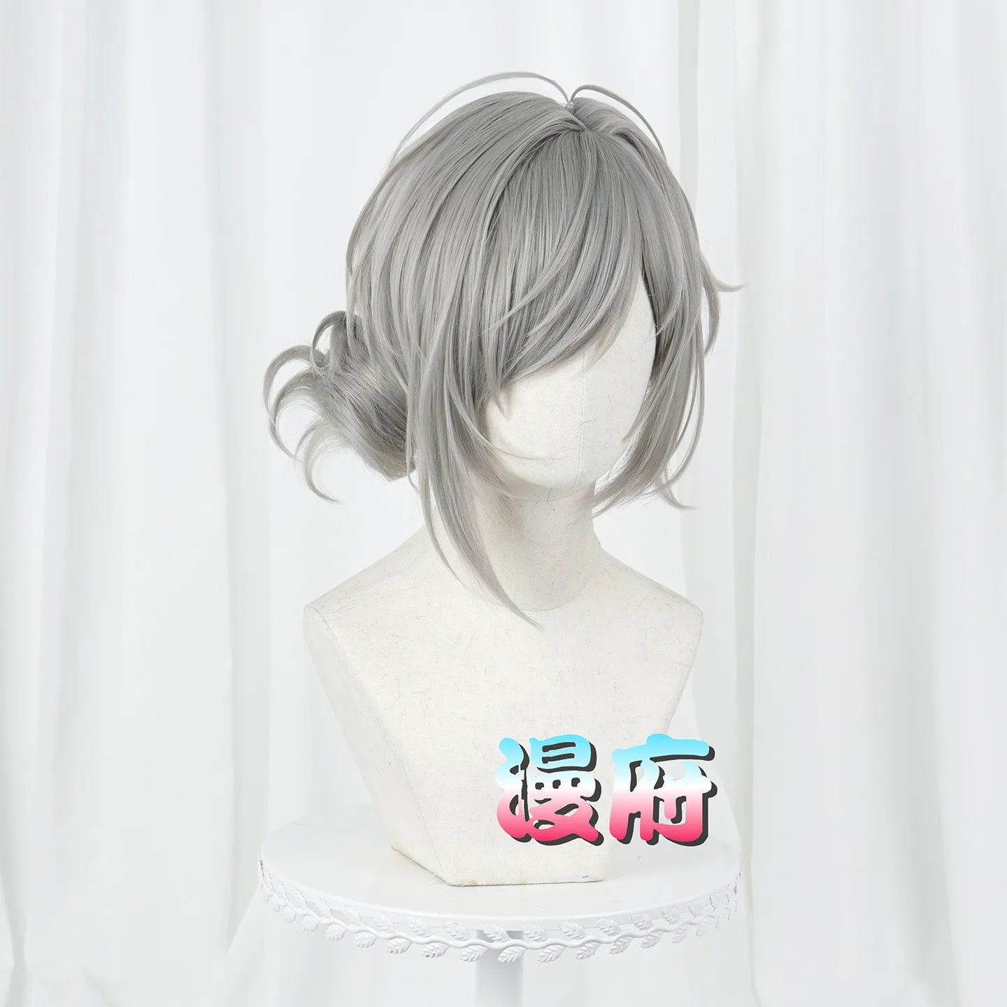 Reverse: 1999 Vertin cosplay wig with a bun short Grey hair adult version simulation scalp Halloween Carnival Party Props view 3