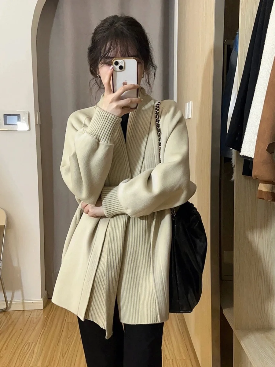 2023 New Autumn Winter New Cashmere cardigan women Knitted Cardigans fashion Coat