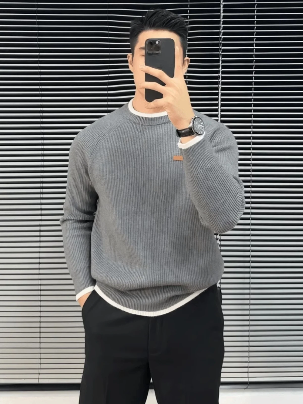 

ay Knitted round Ne Sweater Men's Autumn Winter New Sle Fake Two-Piece Design Sense Men's Top Inner Wear Knitwear