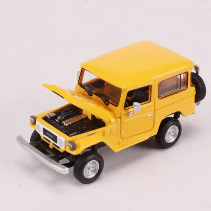 Diecast Original 1:64 Scale Land Cruiser 4-drive SUV LC40 FJ40 Simulation Alloy Car Model Static Collectible Toy Gift