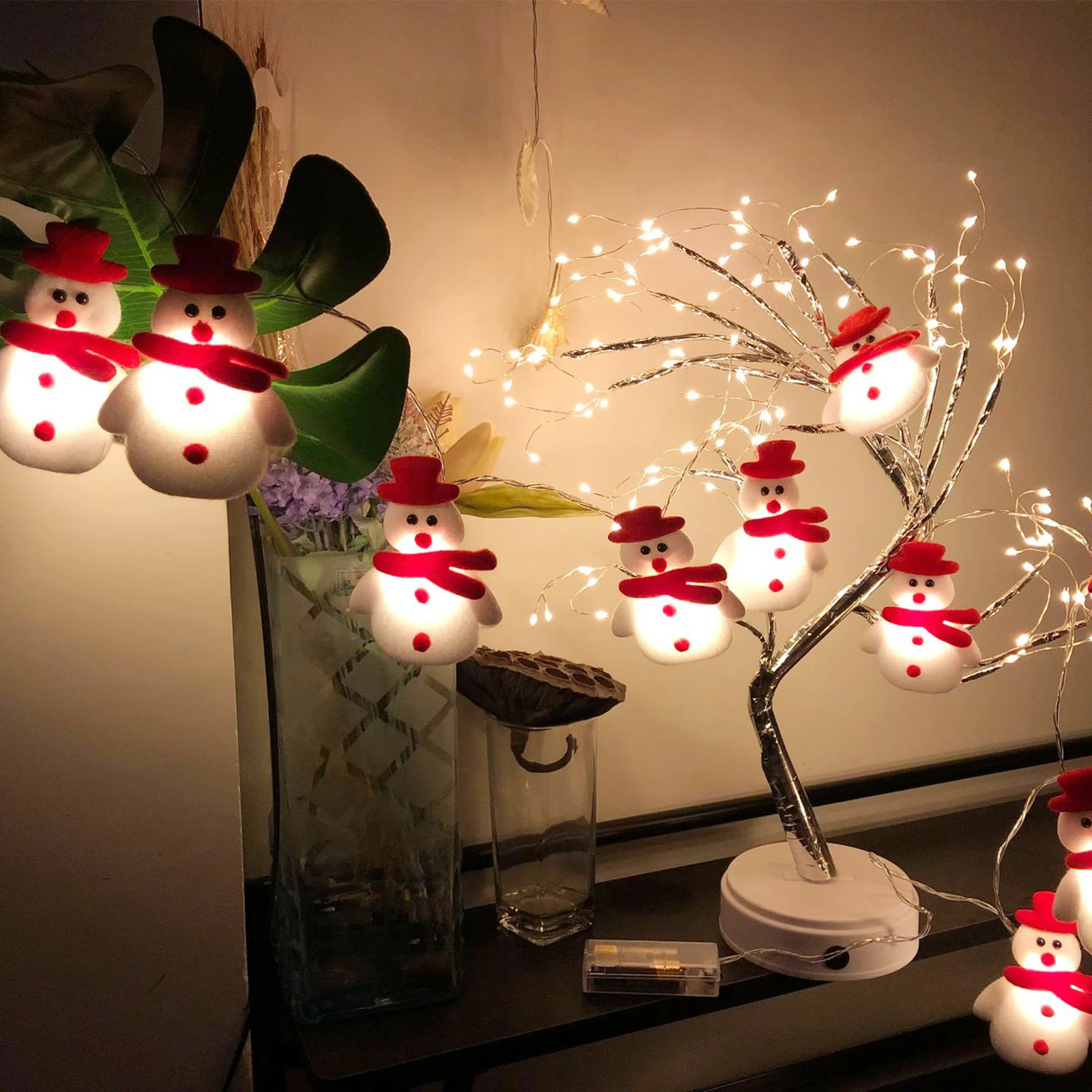 Christmas String Lights 10/20 LEDs Snowman Reindeer Santa Claus Fairy Lights for Winter Wedding Bedroom Fireplace