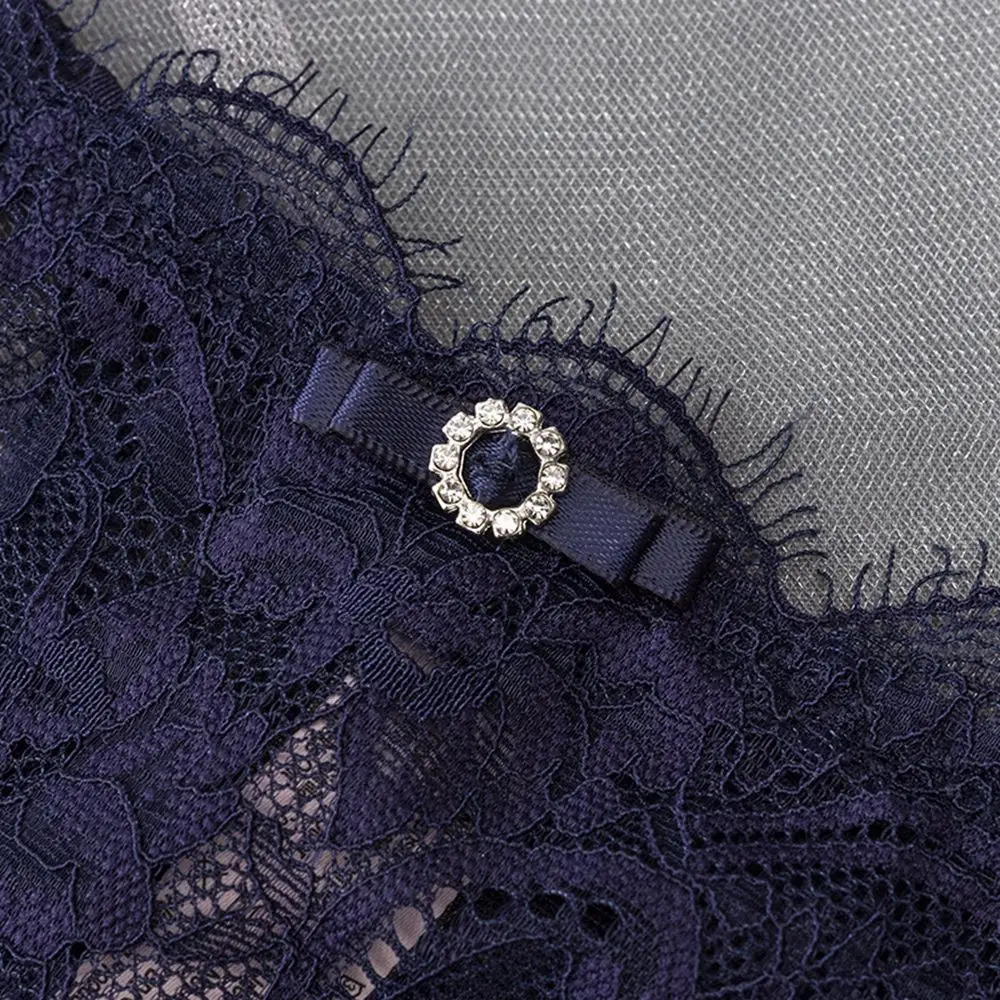 سلس إغراء منخفضة الخصر الفتيات مثير Underpant القطن المنشعب الدانتيل ثونغ الإناث ملخصات زهرة G-سلاسل سراويل