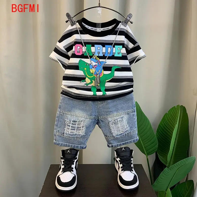 

Summer Outdoor Clothes for Children Boy Short Sleeved Dinosaur T-shirt + Denim Shorts 2-Piece Set Kids Striped Outfits Set 2-11Y