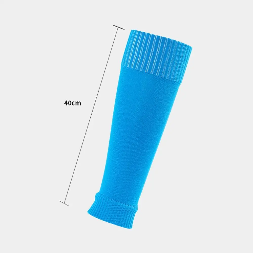 زوج واحد من الجوارب الرياضية القابلة للتنفس، أكمام مرنة غير قابلة للانزلاق لكرة القدم، جورب قطني بلون سادة لركوب الدراجات والجري في الهواء الطلق