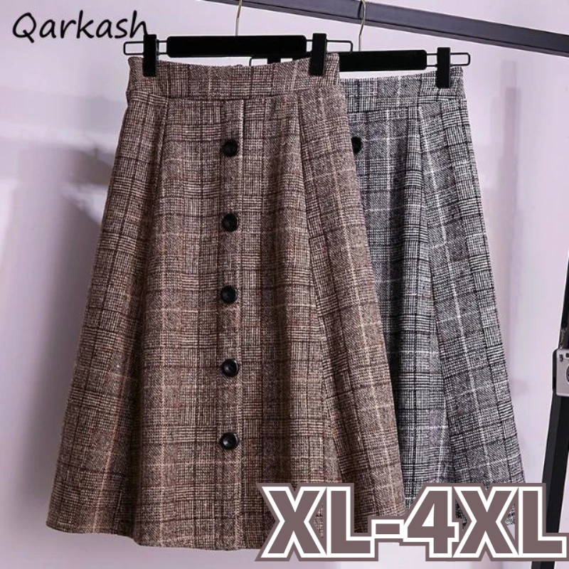 

Plaid Skirts Women Aesthetic Vintage Button Design Baggy Streetwear Lady Faldas Temper Autumn Casual All-match Minority Tender