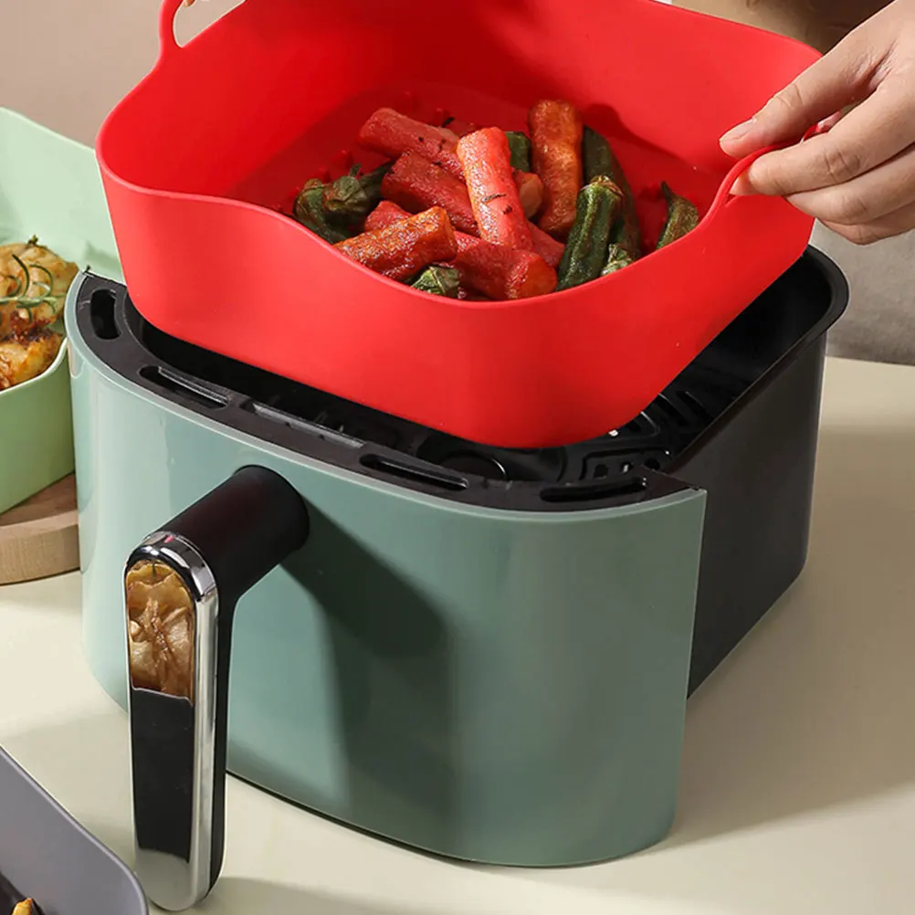 

20CM Square Reusable Air Fryer Silicone Liner Heat Resistant Nonstick Kitchen Baking Tray for 5L Plus Accessories for Chicken