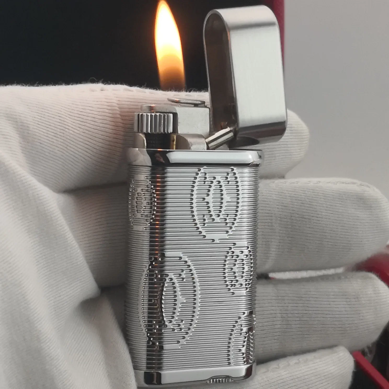 

Silver Metal Inflatable Cigar Lighter Roller Ignition Classic Retro Butane Gas Lighter Men's Gift High-end Cigarette Accessories