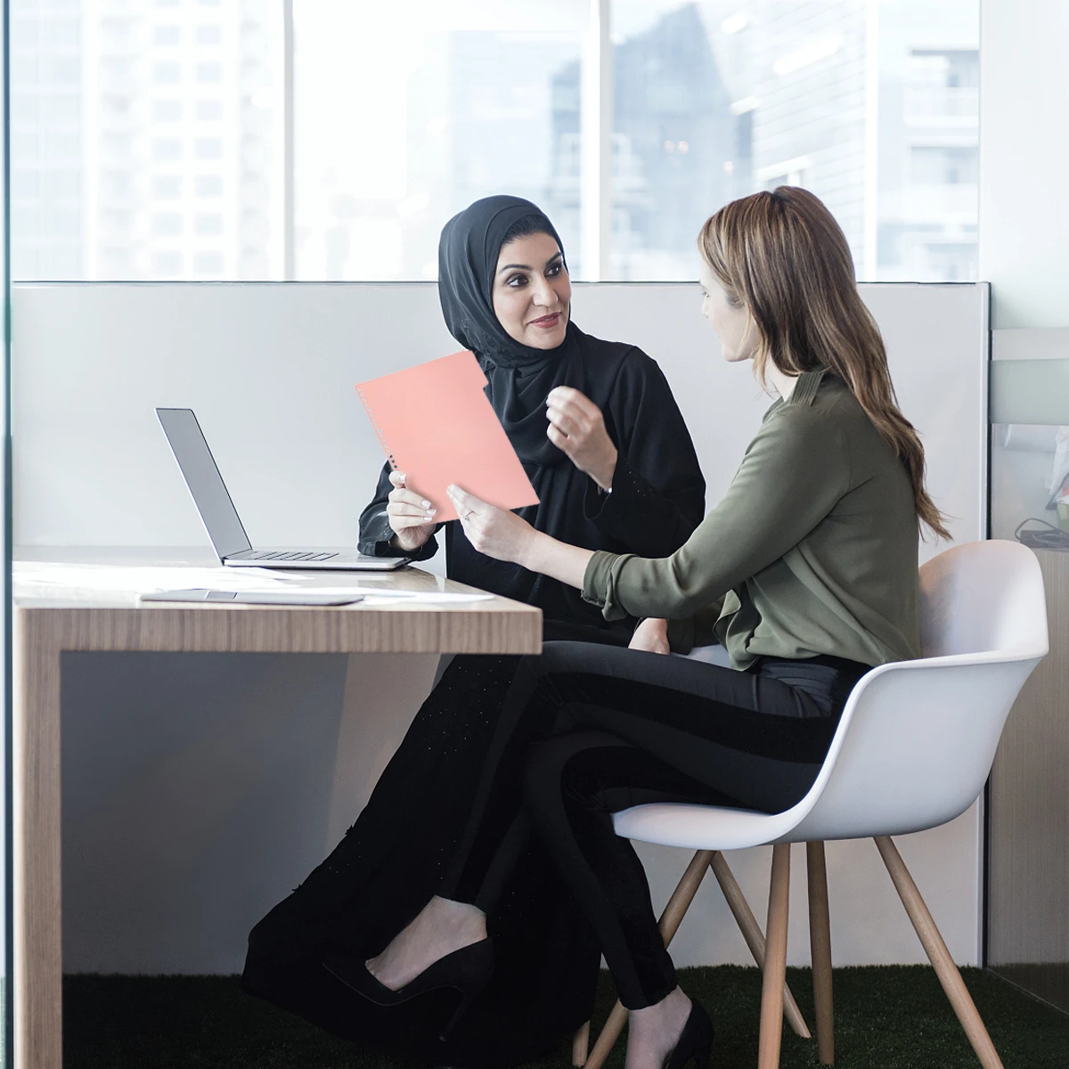 10 Zestawów Zakładek do Segregatora z Przyjaznego dla Środowiska Materiału PP, Elastyczne, Nieodkształcalne, Organizery do Dokumentów, Biuro