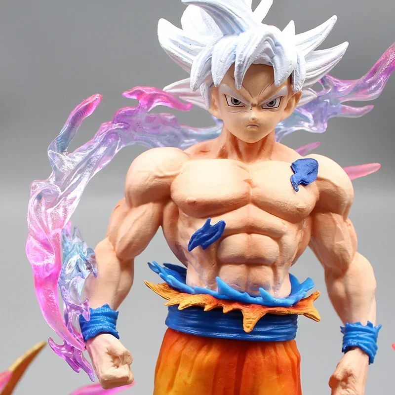 Figura de Dragon Ball Gk de 28cm para niños, juguete de Pvc de pelo blanco, Son Goku, adornos de escritorio, estatua, regalo de Navidad