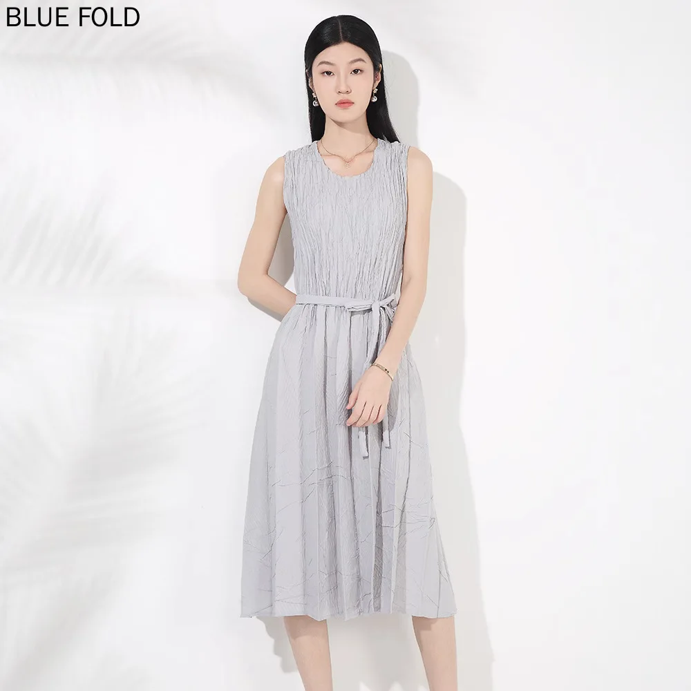 

MIYAKE PLEATS Sleeveless Handmade Pleated Dress Women Simple and Casual Round Neck Pullover Pure Color Waist-tie Pleated Dress