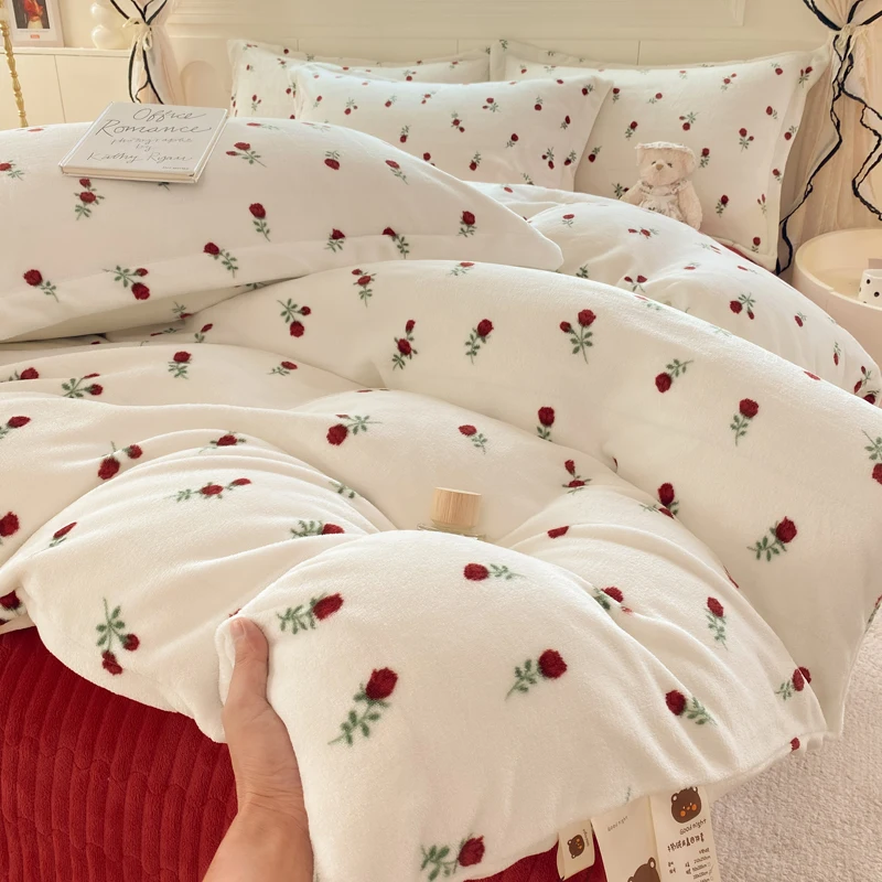 4PCS Ins Bedding Set Red White Confession Rose Thick Warm Milk Velvet Super Soft Cover Sheet Set King Size Biethday Gift Winter