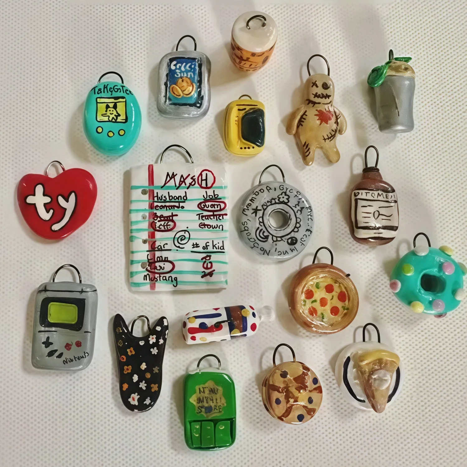 

AETEEY Stainless Steel Y2K Cartoon Pendant DIY Accessory: Childhood & Youth Memories Game Food Heart Healing Charm