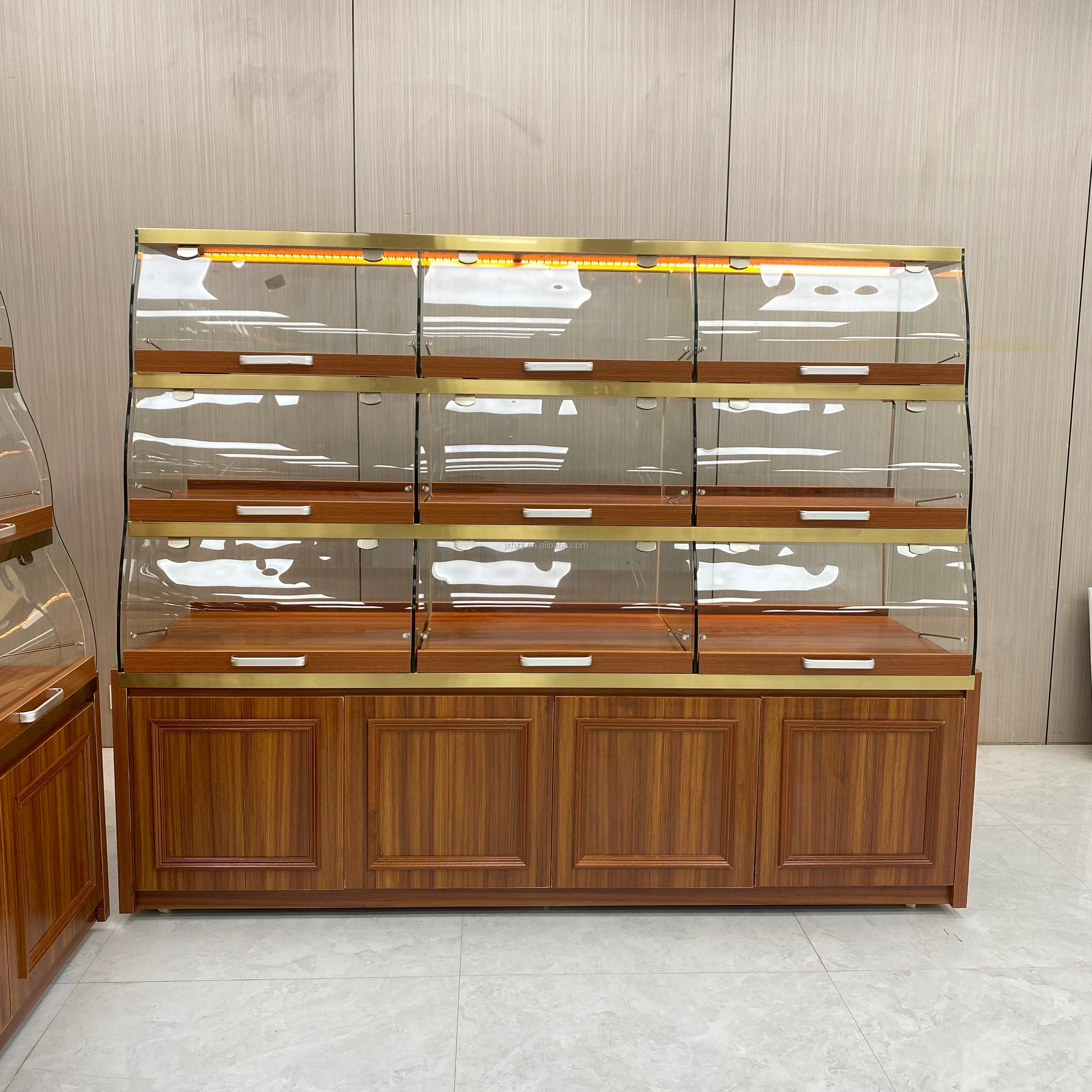 Custom.Hong Zhan  3 Three Tier Wall Mounted Display Cabinet Shelf Bakery Furniture Display Showcase for Bread Bakery Display Rac