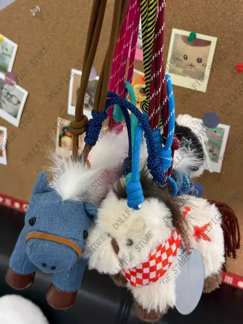 Nuovo Martube Horse Keep Lucky Series Borsa in peluche Ciondolo Anno del cavallo Mascotte Portachiavi regalo di Natale di Capodanno culturale e creativo