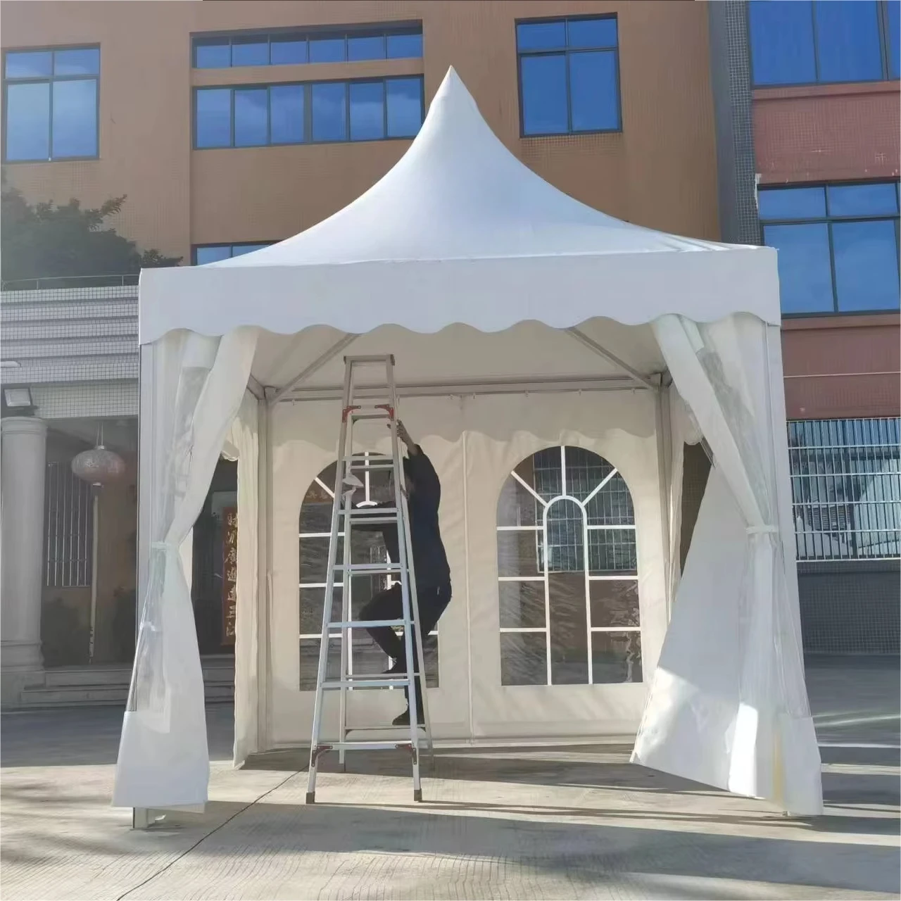 Factory Direct 2026 High Quality Aluminum Frame Luxury Wedding Pagoda Tent for Outdoor Event