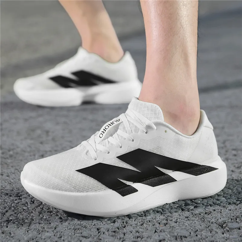 Colorful running shoes with ultra-lightweight, high elasticity, supercritical EVA + CPU sole technology for running