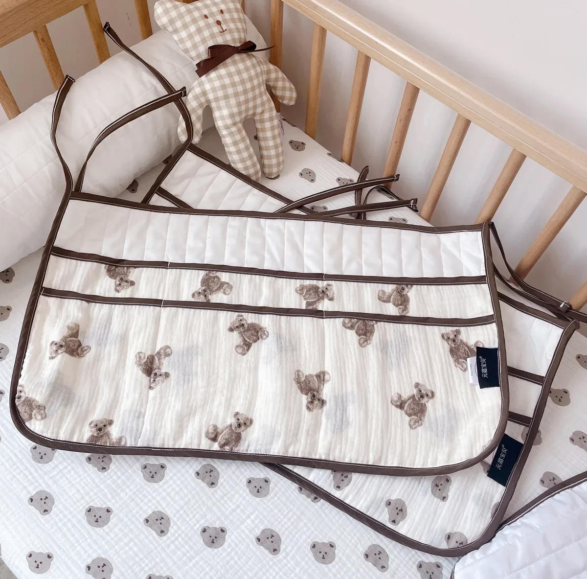 Baby Bed Storage Bag Double-pocket Bed Bedside Diaper Organizer Soft Cotton Cartoon Printed Newborn Crib Hanging Bag Store Bags