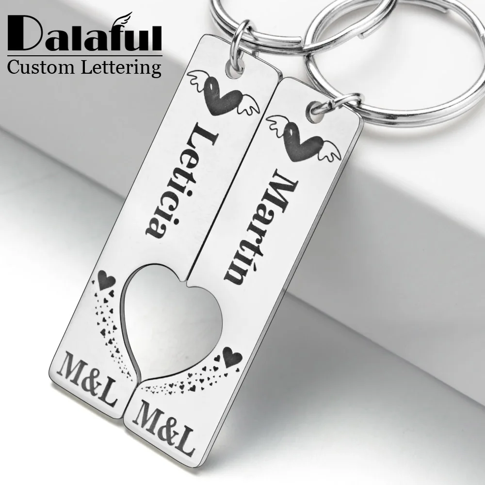 2 Pcs Personalized Heart Keychain Customized Date  Name for Wedding Love Couples Girlfriend Boyfriends Key Chain Ring Gifts P030