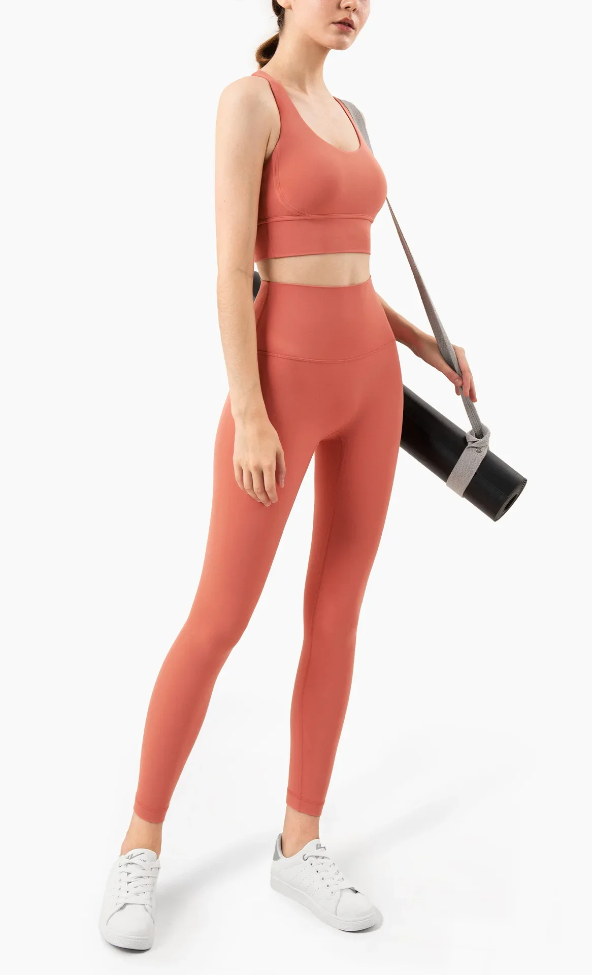 Damen Zweiteiliger Yoga-Anzug in Unifarbe, Hochintensiver Rückenfreier Yoga-BH, Hochgeschnittene Hüftlift-Leggings, Lauf- und Trainingsset – Detail 22