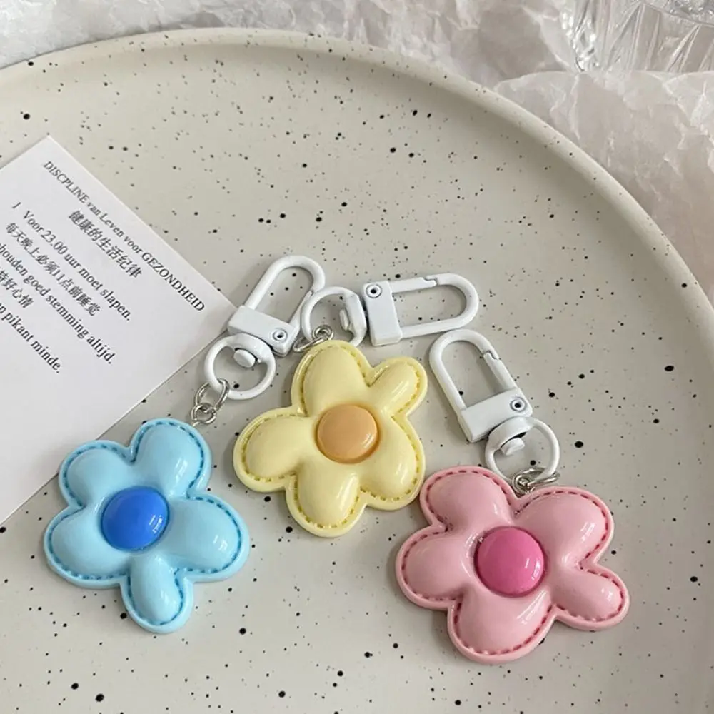 Fashion Korean Style Flower Keychain Mini Cute Resin Floral Keyring Kawaii Colorful Bloom Pendant Bag Hanging