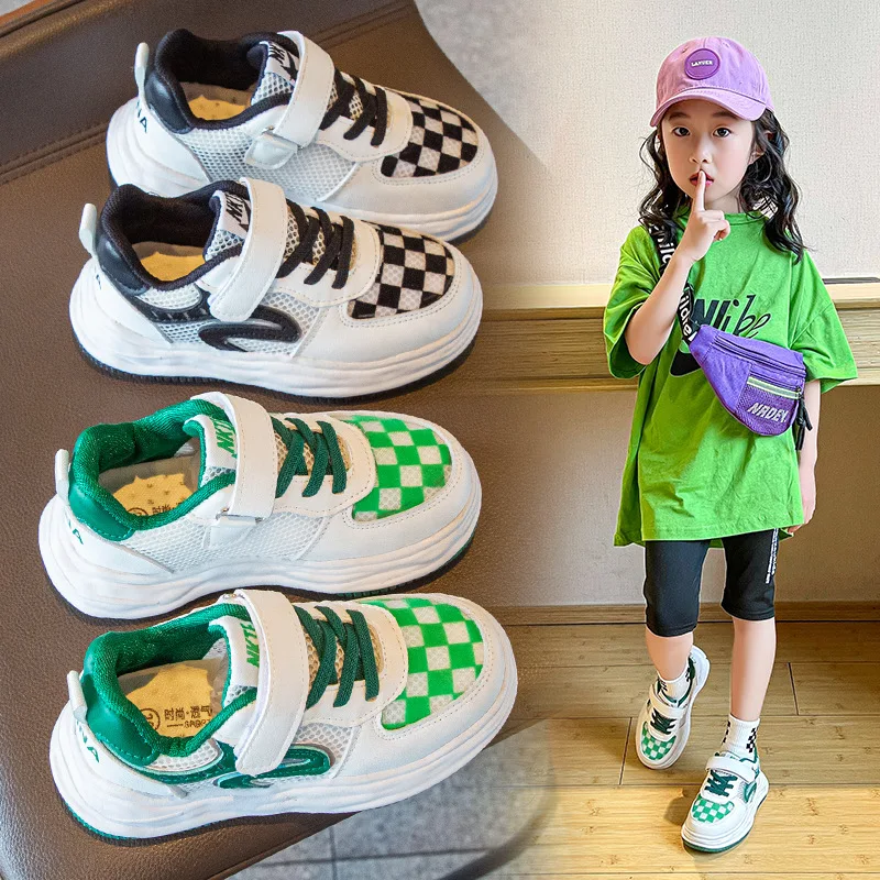 Scarpe da tavola per bambini 2024 primavera e autunno nuove scarpe sportive leggere con suola morbida per ragazzi CuHK scarpe da corsa a rete per bambini