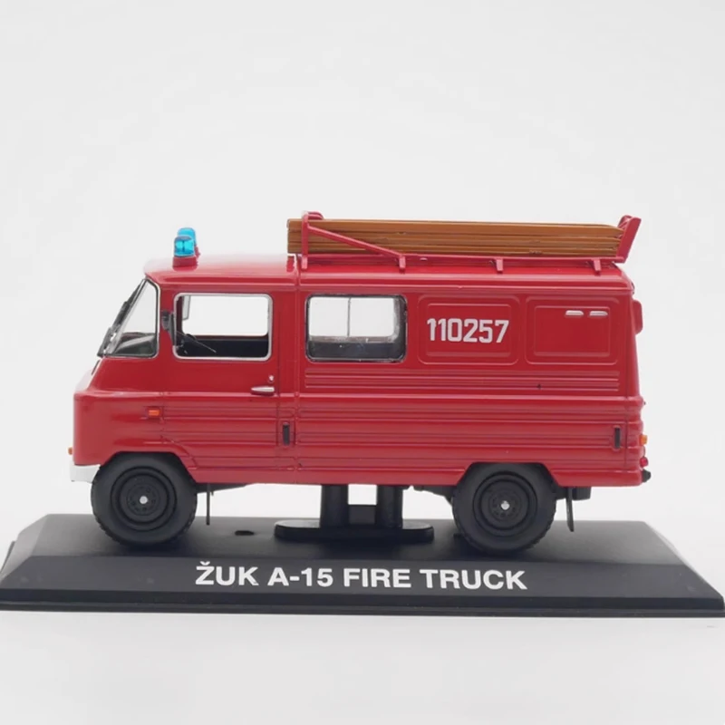 

IXO Diecast 1:43 Scale A15 FIRE TRUCK Alloy Car Model Finished Simulation Collection Decoration Gift Display Oranment