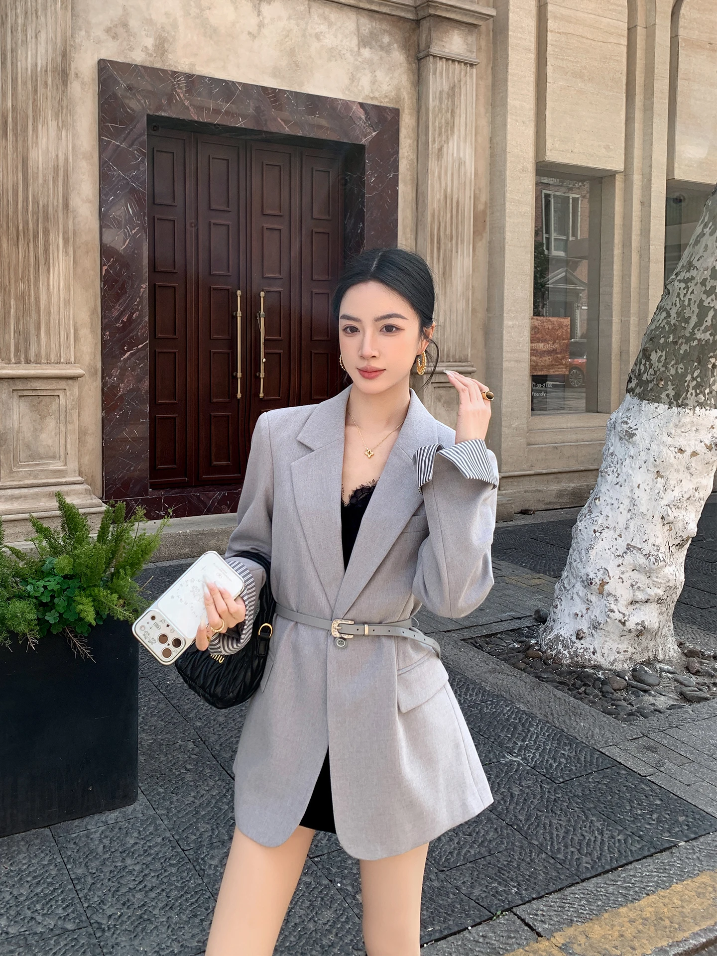 

Женский светло-серый костюм Binguo с поясом, новинка весенней коллекции, повседневный стиль для офиса, из полиэфирного волокна, с длинными рукавами, пальто средней длины