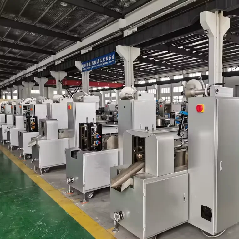 High Efficiency Lollipop Packing Machine Automatic Feeding Pillow Packing Machine for Spherical Cartoon Lollipop FL Customized