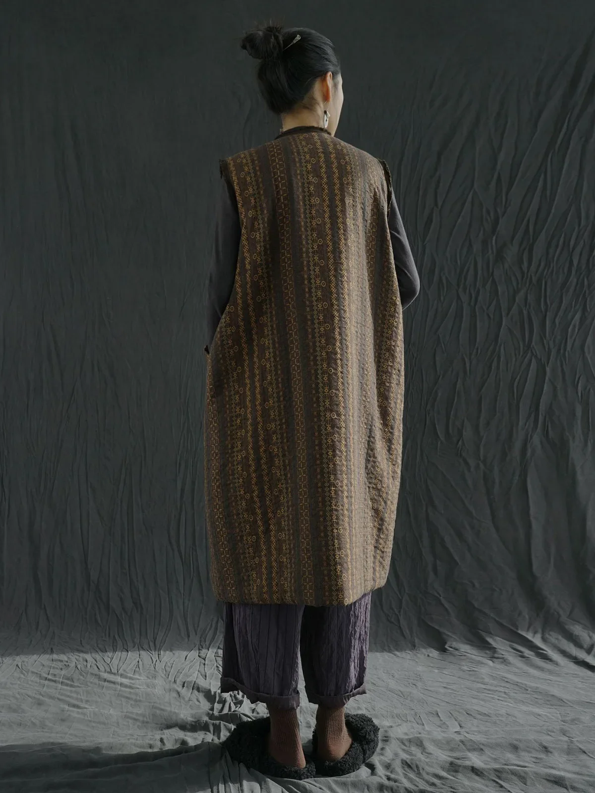 レディースコットンノースリーブオープンジャケットほつれエッジ薄いキルティングロングベスト冬ルーズプリント着物タンクトップボタンアウター