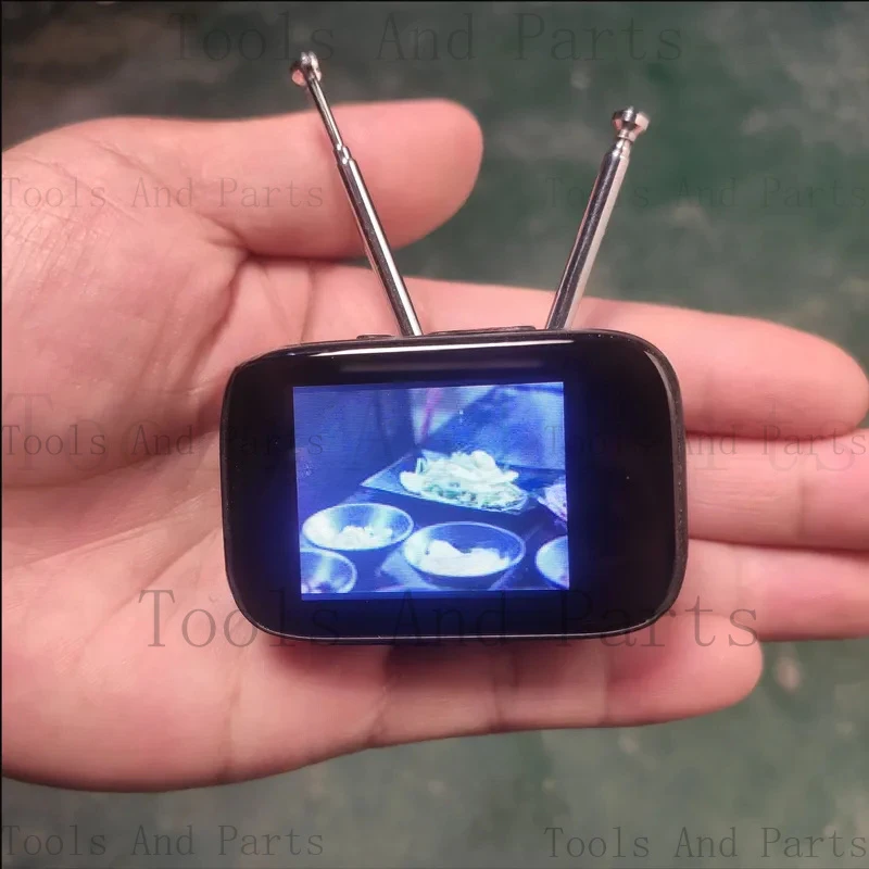

Miniature TV Model - Retro Style With Color Touch Screen For Dollhouse & Kitchen Decor, Customizable Video Content