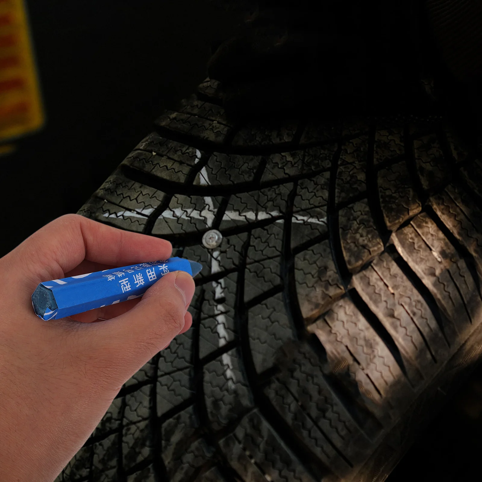 

6Pcs Tire Marking Pens Wax Marker Car Tire Weather Resistant Compact Design Easy Carry Marking Pens Wax Marker