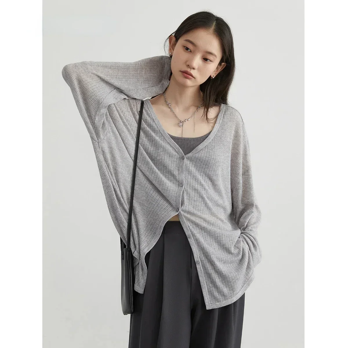 Comfortable Knit Cardigan Women's Stylish V-neck Cardigan Coat Lightweight Spring Autumn Jacket for Daily Wear Solid Color Loose