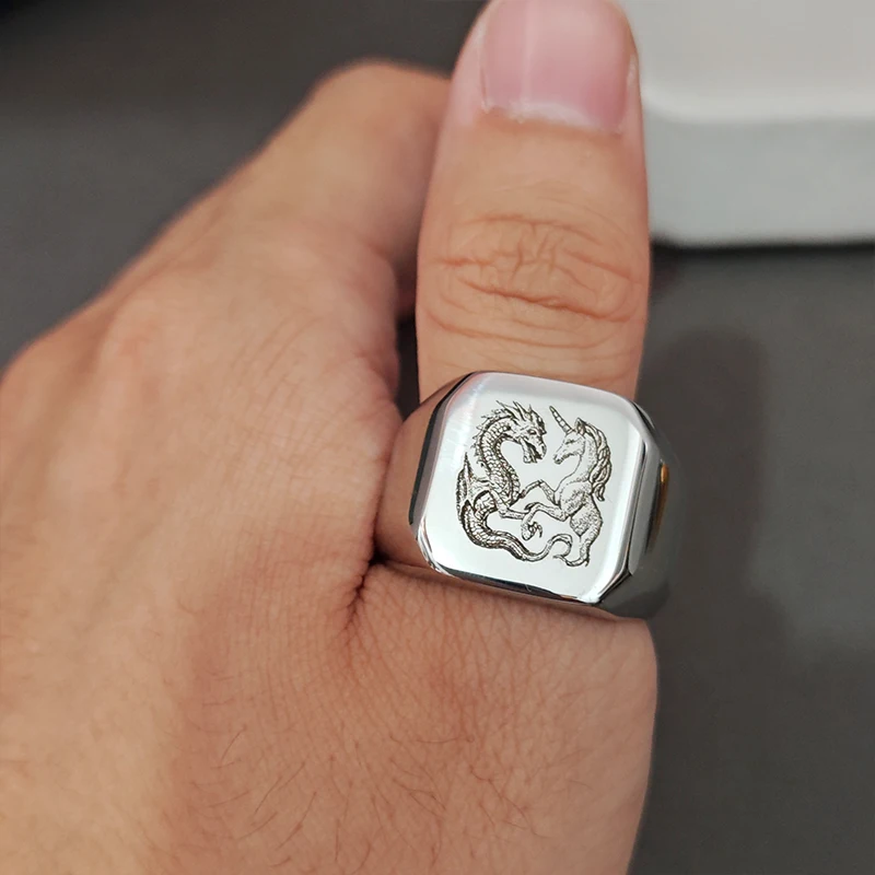 Custom Mens Rings Engraved Photo Stamp Logo Letter Fashion Gold 18mm Stainless Steel Jewelry Wide Ring For Man Party Accessories