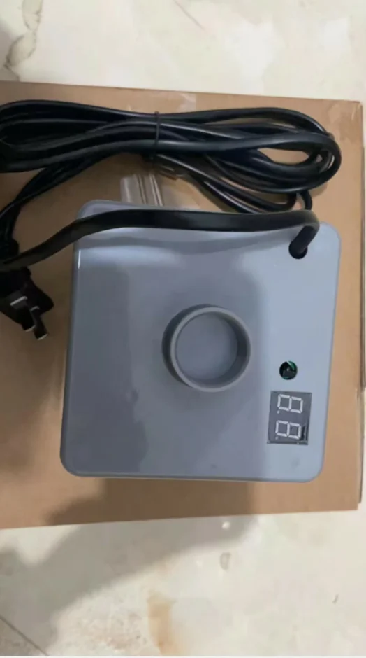 تقليل الضوضاء في الطابق العلوي ضربة الظهر الضوضاء آلة الضوضاء المميت كاتم للصوت 220 فولت