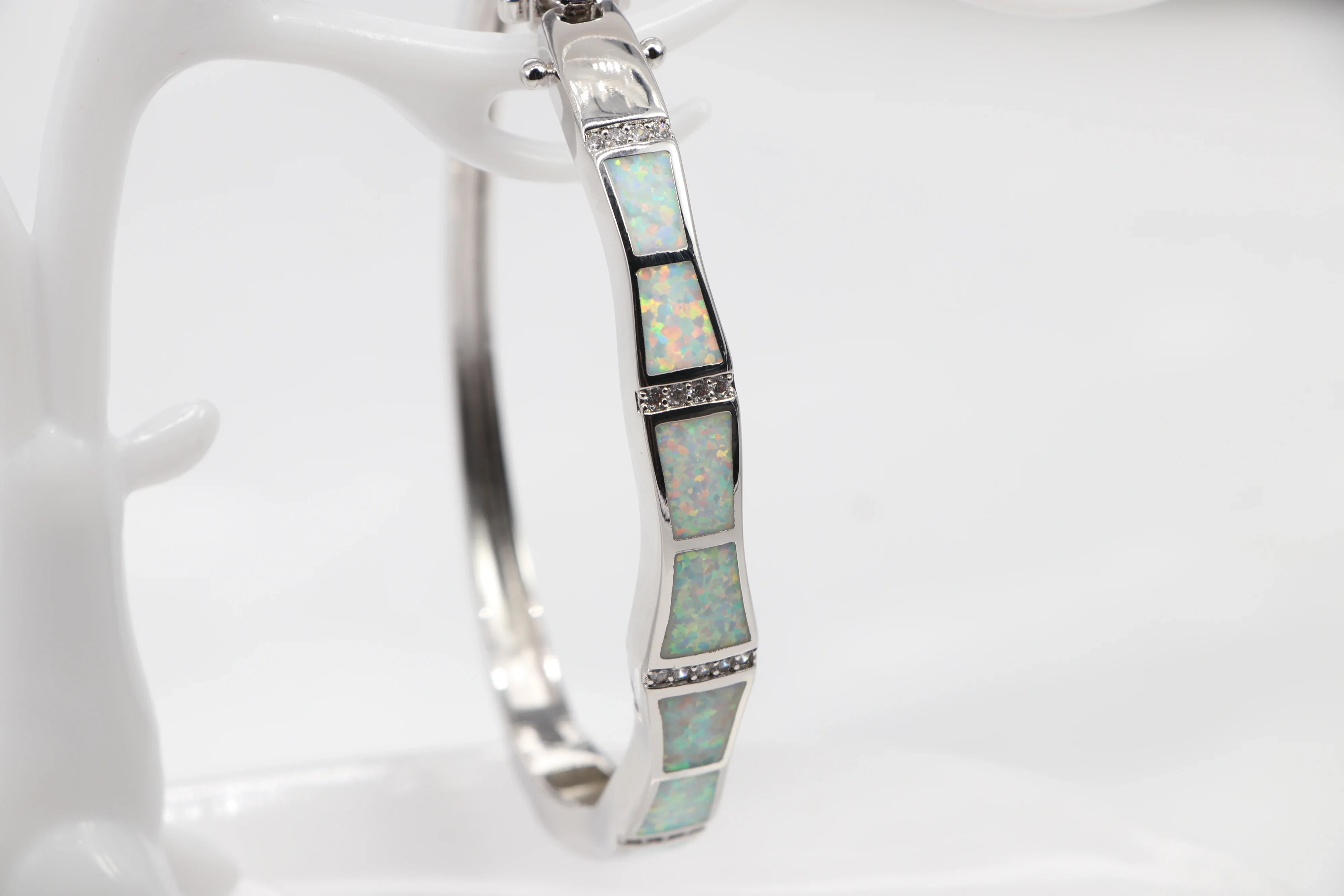 JLZ-012 Multicolor Fire Opal Bangles Unique Design Silver Plated Bangle For Women Fashion Jewelry Lover Gift