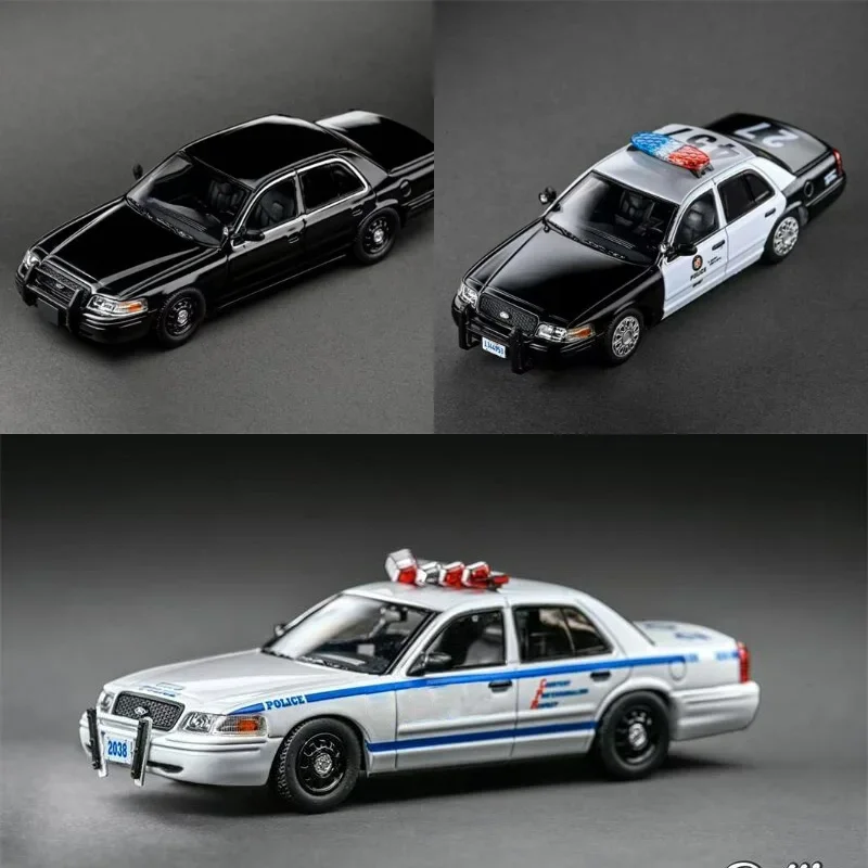 Rollin 1:64 CV Police car limited799 Diecast Model Car