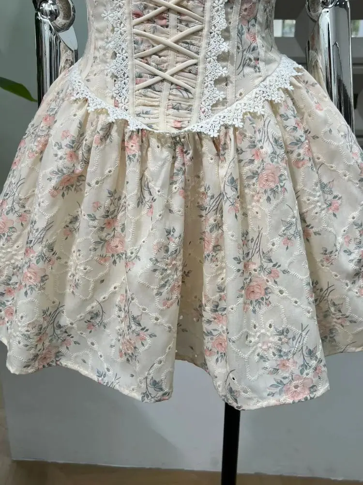 2025 وصول جديد خمر الأزهار طباعة الرجعية المحكمة نمط فقاعة قصيرة الأكمام الدانتيل تقليم المرأة فستان الحفلات المسائية الأنيقة #6