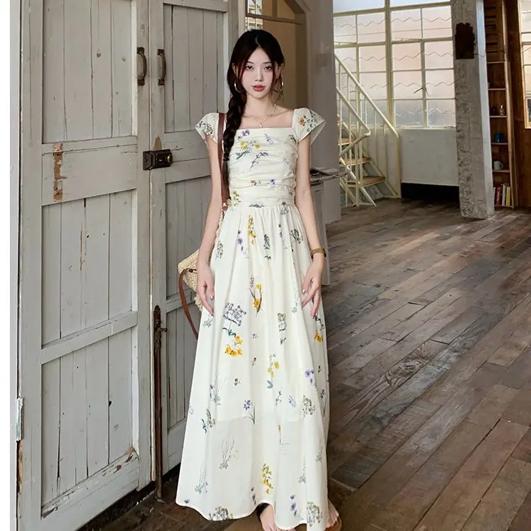 여성을위한 프랑스어 레트로 스퀘어 넥 꽃 플라잉 슬리브 노란색 프린트 드레스 여름 슬림 피트 Pleated Mori Girl Style Fairy Skirt