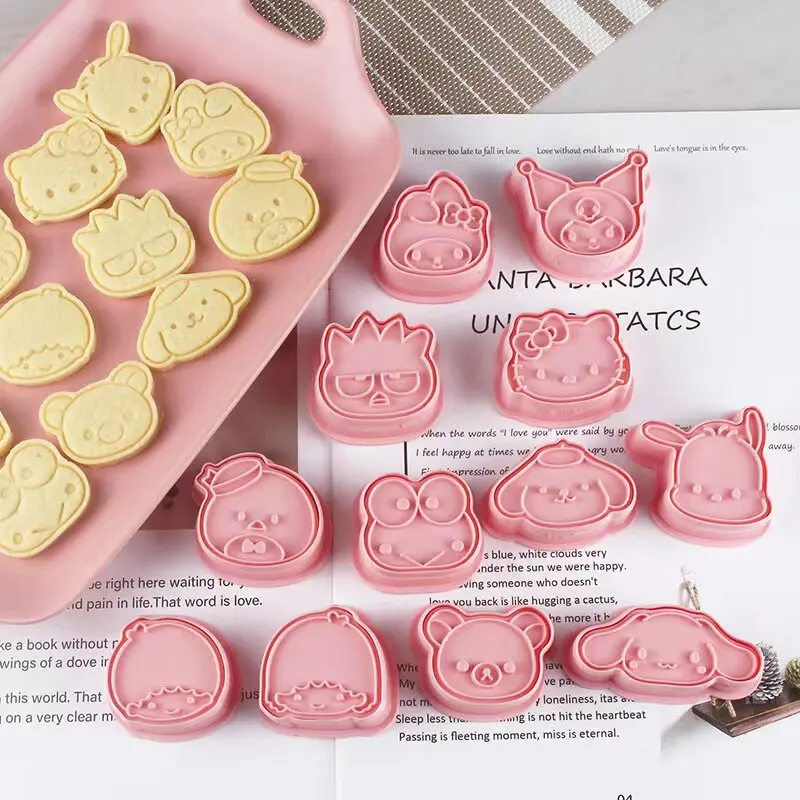 

New Kawaii Sanrio Family Series Hello Kitty Cookie Cutters Home Use 3D Press Baking Tools Cute Characters Delicious Biscuit Gift