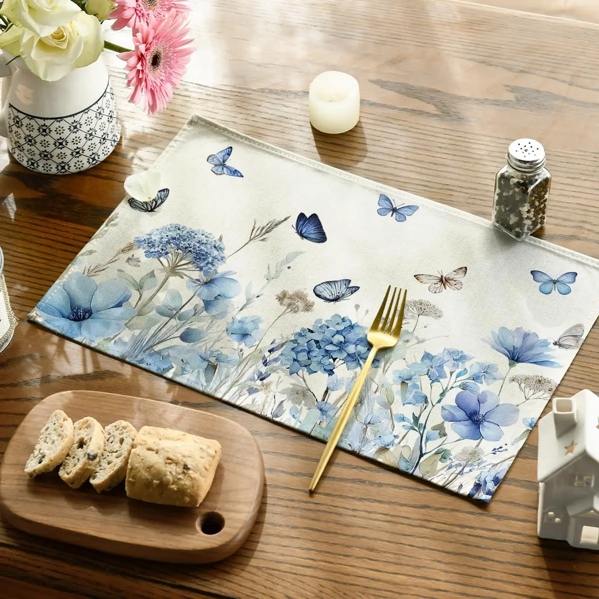 4Pcs, Hydrangea Wildflower Placemats, Washable, Suitable for Holiday Parties, Home Decor, Kitchen Countertops, Rectangular Dining