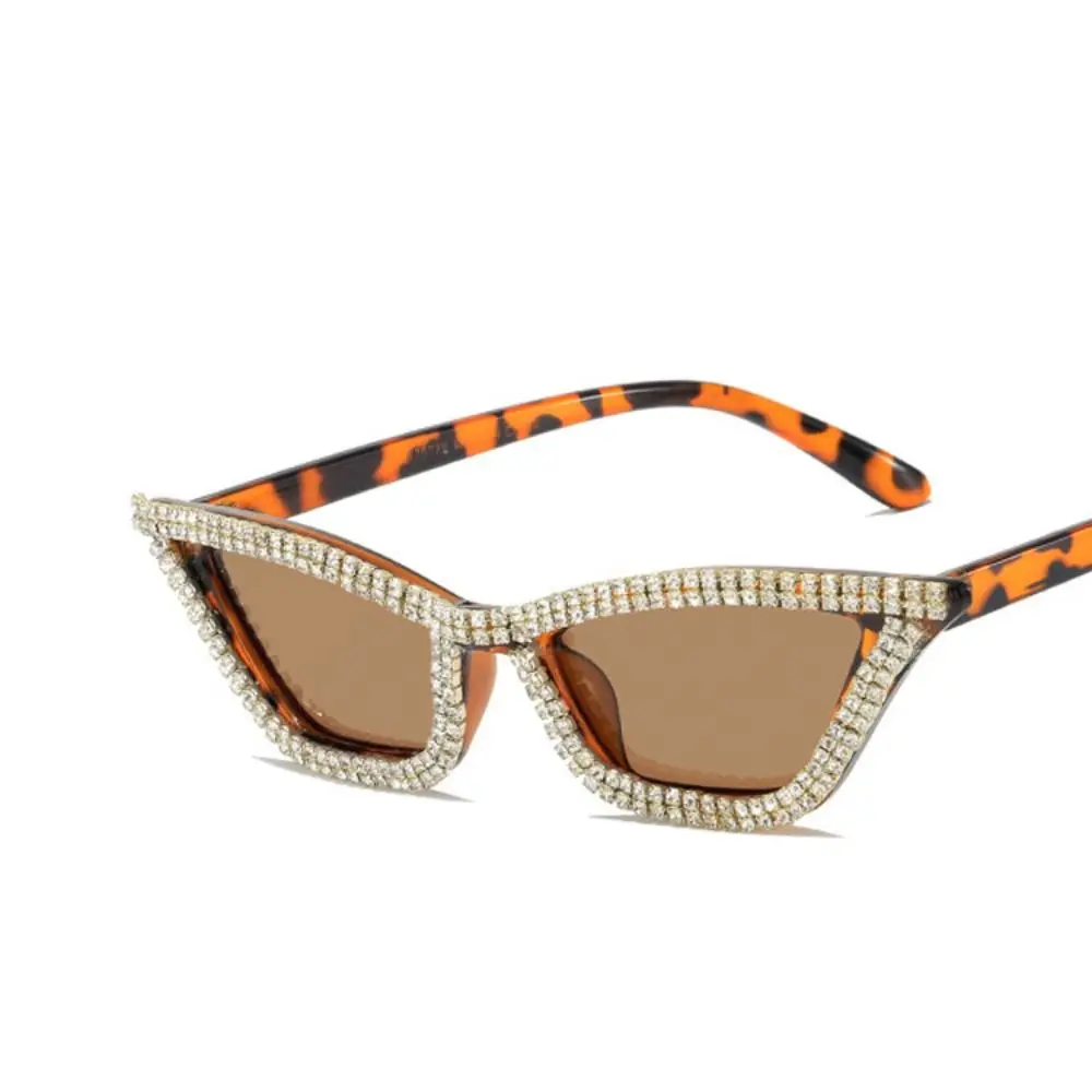 Retro Small Cat Eye Sunglasses Diamond Crystal Triangle Frame Glitter Sun Glasses Disco Party Eyewear for Women