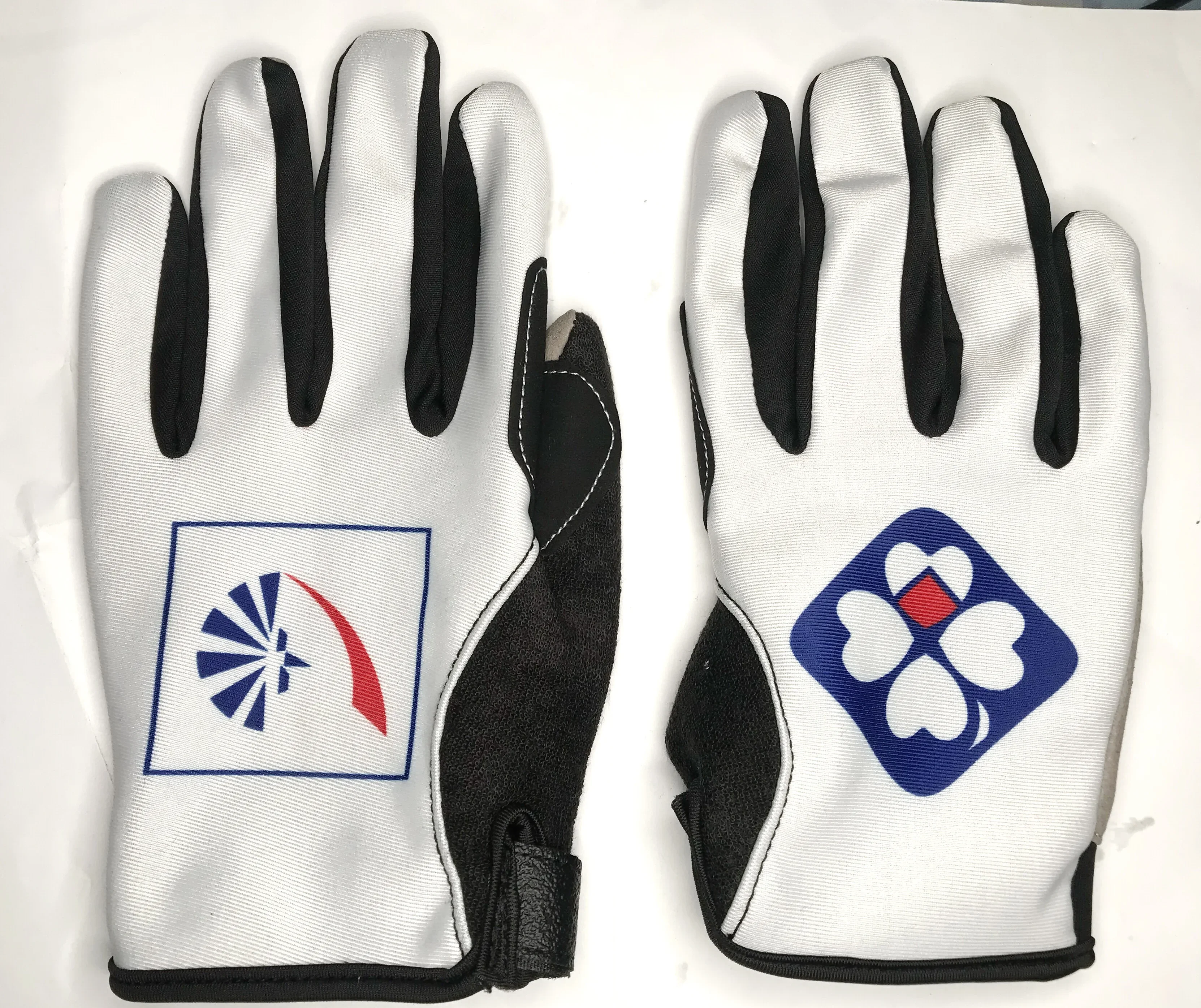 Winter Fleece Thermal 2024 Groupama Fdj  Team WHITE One Pair Full Finger Cycling Jersey Gloves MTB Road Mountain Gel Gloves image 2
