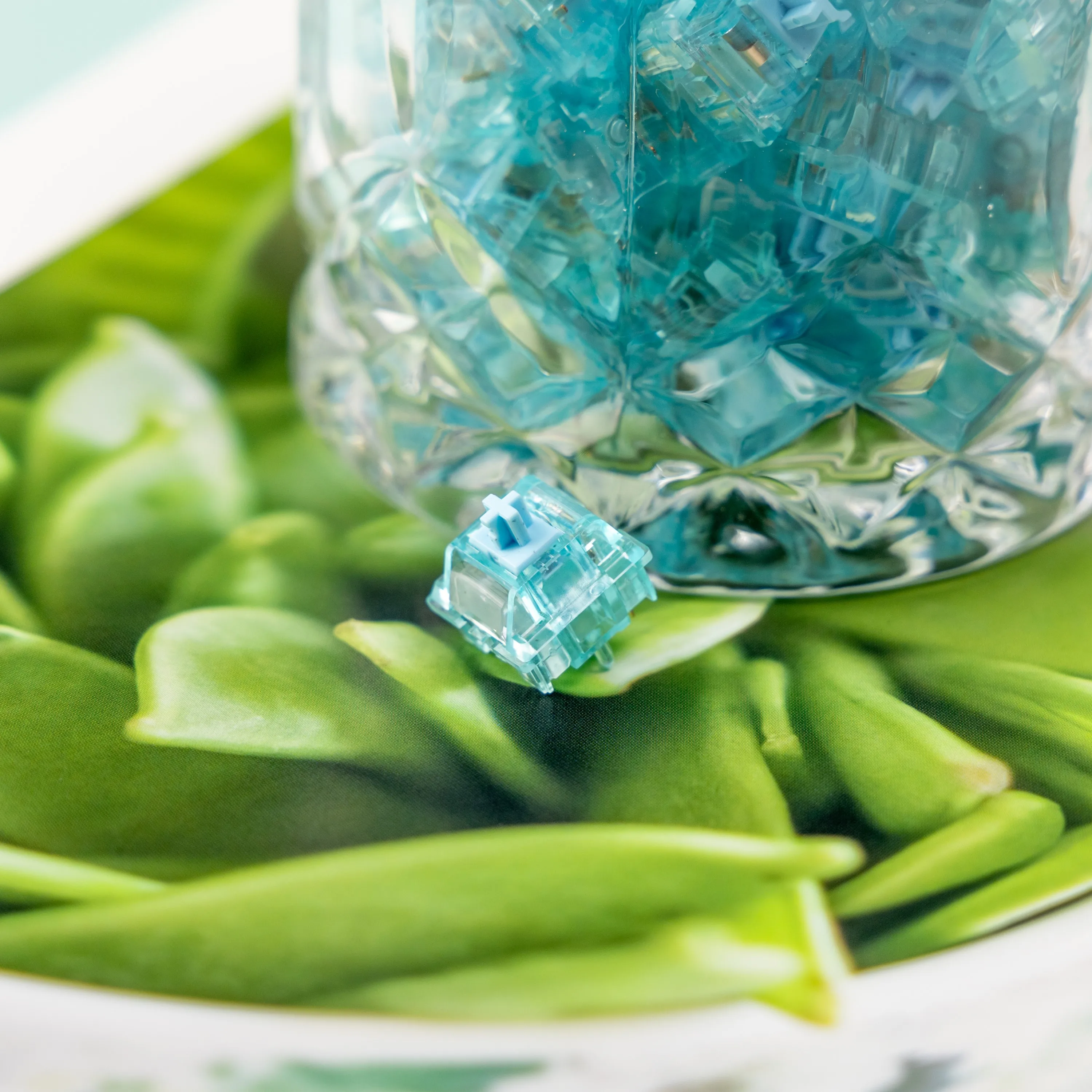 OFF STUDIO Blue Tear Mechanical Keyboard Silent Linear Switch KTT Transparent PC 43gf Acutation 18mm Spring