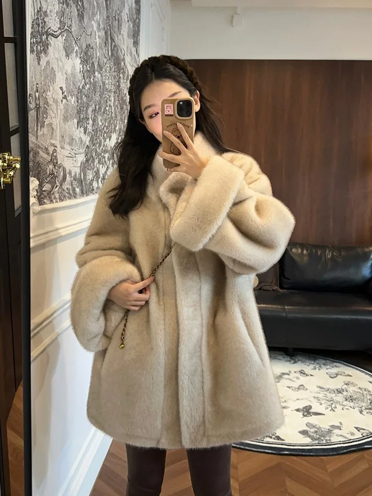 Winter Dames Mid Lange Losse Faux Nertsen Bont Jas Leer en Bont Stand Pluche Jas Lange Mouw Warme Pluizige Jassen Harige Overjas