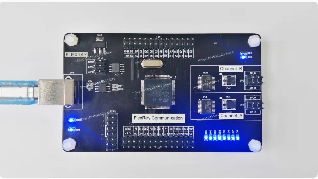 

Плата разработки, двумашинная связь, FlexRay к последовательному порту, FlexRay к CAN. Главный контроль SPC560P50L3
