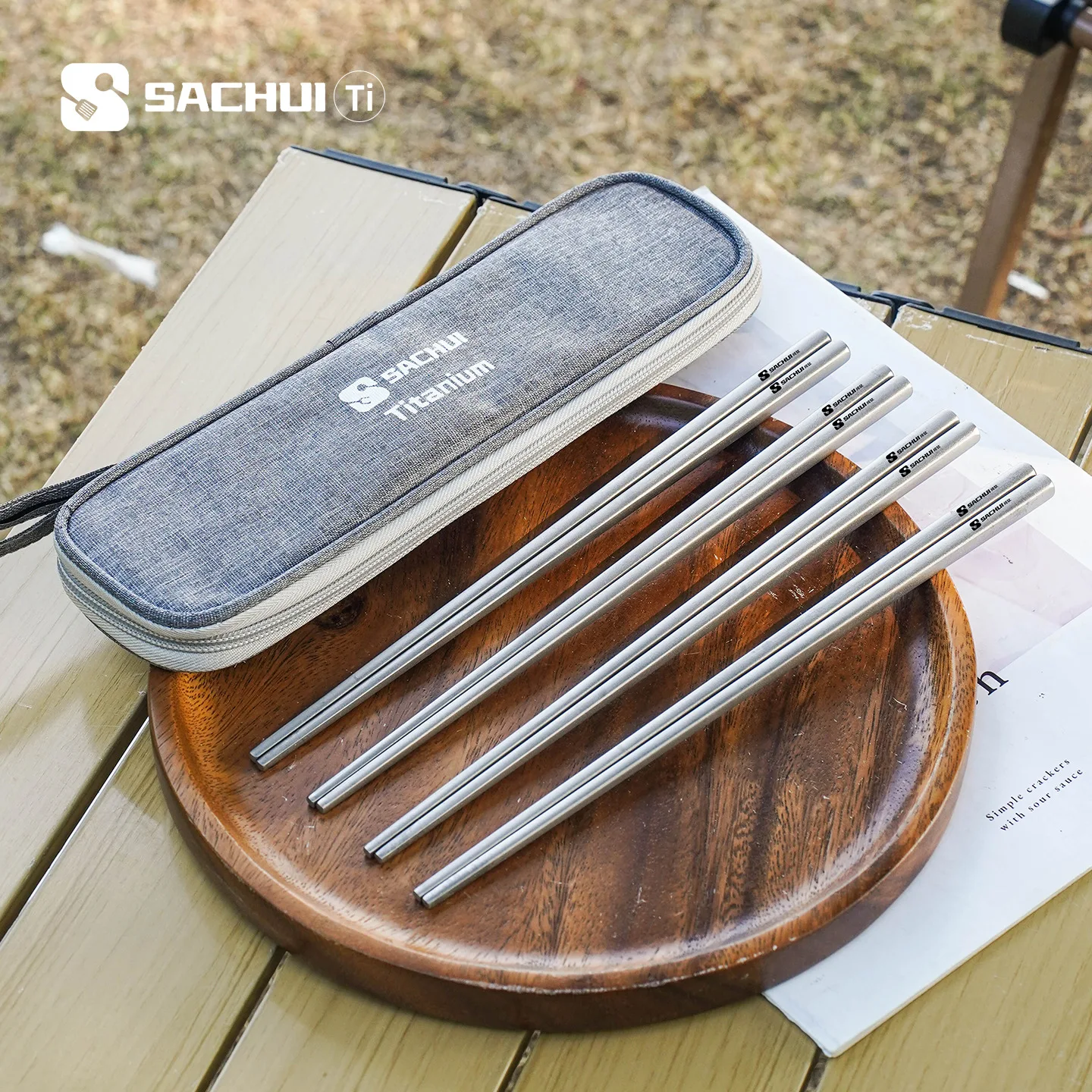 Pure Titanium Chopsticks 4 Pairs Hollow Heat Insulation Mildew‑proof Outdoor Portable Lightweight Camping Household Tableware