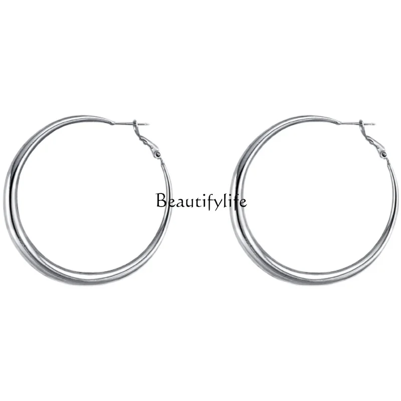 

Exaggerated Big Ear Ring Simple Graceful Versatile Personality Atmospheric round Ring Earrings